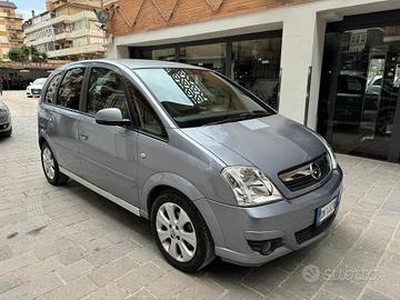 OPEL Meriva 1.4 16V Cosmo