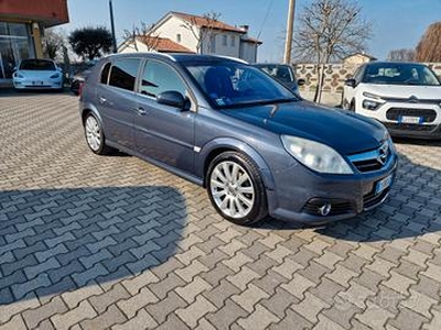 Opel Signum 1.9 16V CDTI 150CV Cosmo