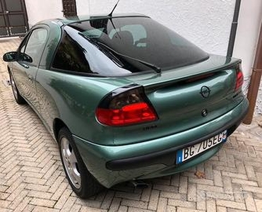 Opel tigra 1.4 16v versione Bermuda epoca