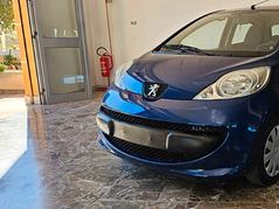 Peugeot 107 1.0 68CV 5p. Sweet Years 2Tronic