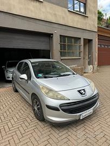 Peugeot 207 1.4 GPL