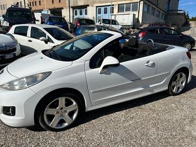 Peugeot 207 1.6 8V HDi 112CV CC Tecno