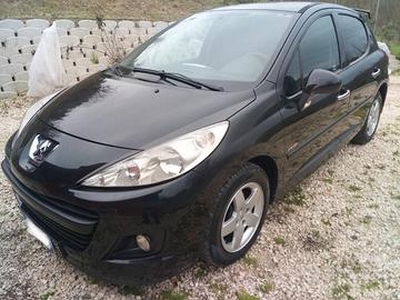 PEUGEOT 207 - 2009 km 98342 euro 3500,00