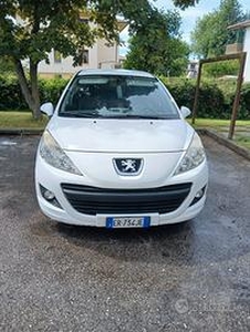 Peugeot 207 - 2013