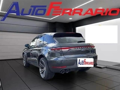 PORSCHE MACAN 2.0