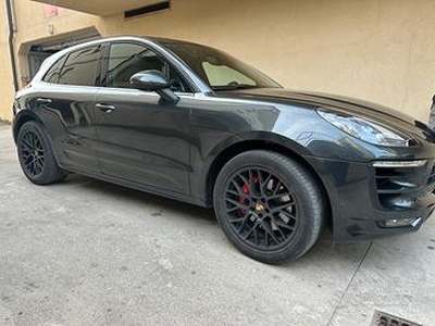 Porsche Macan GTS