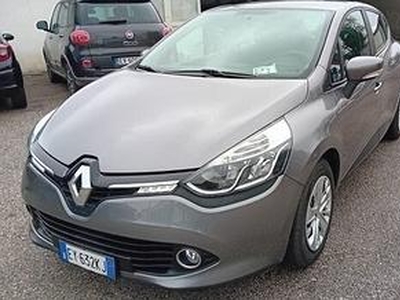 Renault clio 1.2 gpl- full-2015