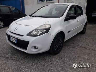 Renault clio 5 p-1.2 gpl-full-2011