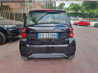 SMART FORTWO 800 40 kW coupé passion cdi