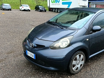 Toyota Aygo 1.0 12V VVT-i 3 porte usato