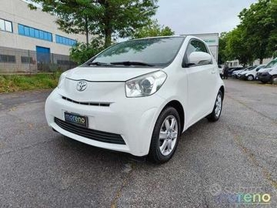 Toyota iQ 1.0 Sol A/T