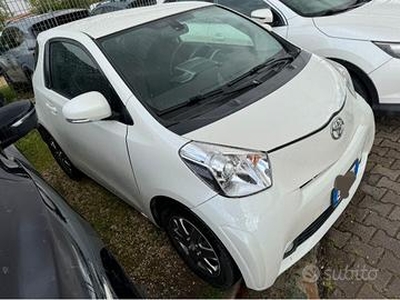 Toyota iQ 1.0 Sol CAMBIO MANUALE 2010