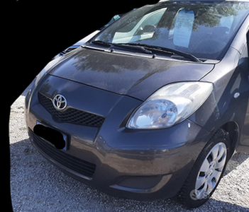 Toyota Yaris 1.0 5 porte Now GPL