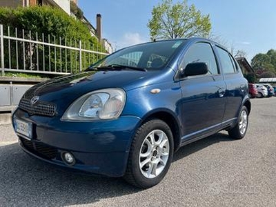 Toyota Yaris 1.3i 16V cat 5 porte Luna '03 Benzina