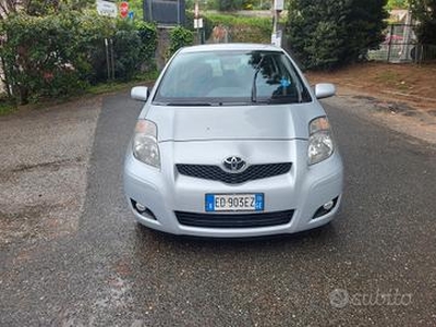 Toyota Yaris 1.4 D-4D DPF 5 porte