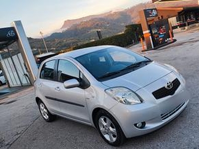 Toyota Yaris 1.4d-4dNav Pack -2010