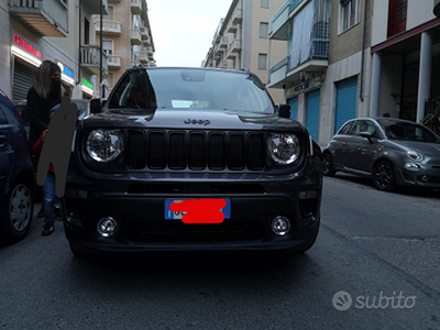 Vendo Jeep Renegade night eagle