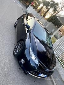 Vendo toyota auris 2013