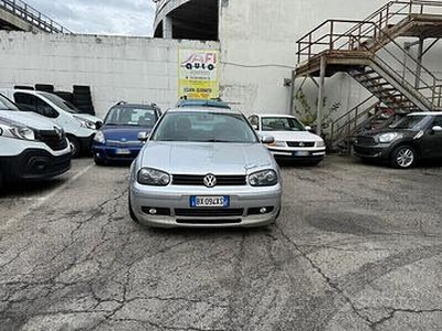 Volkswagen Golf 1.6 16V cat 5 porte Highline