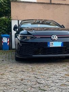 VOLKSWAGEN Golf 8ª serie - 2021