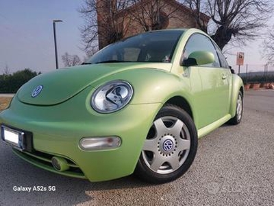 VOLKSWAGEN New Beetle - 2001 Targa Oro Asi