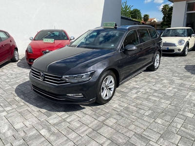 Volkswagen Passat Variant 1.5 TSI Business DSG 110 kW