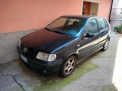 Volkswagen Polo - 2001