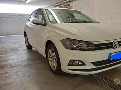 VOLKSWAGEN Polo 6ª serie - 2019