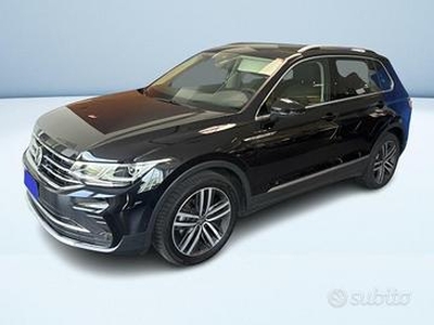 Volkswagen Tiguan 1.5 tsi act Elegance 150cv dsg