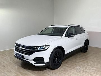 Volkswagen Touareg 3.0 TDI Black Style