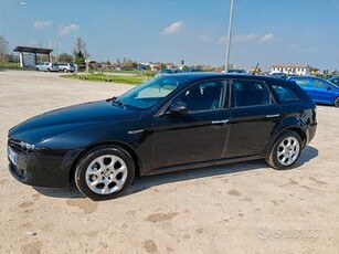 Alfa Romeo 159 1.9 JTDm 150CV Sportwagon Progressi