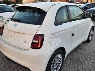 FIAT 500 ELECTRIC 500 Action Berlina 23,65 kWh KM 0 FRCAR SRL