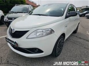 Lancia Ypsilon 1.0 FireFly 5 porte S&S Hybrid Ecochic Gold del 2021 usata a Lurate Caccivio