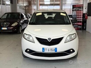 Lancia Ypsilon 1.2 69 CV 5 porte Platinum