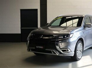 Mitsubishi Outlander 2.4 MIVEC 4WD PHEV Diamond SDA usato