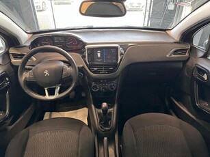 PEUGEOT 208 (2012) PureTech 82 Stop&Start 5 porte Signature