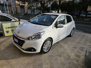 Peugeot 208 75 5 porte Active usato