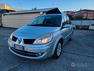 Renault Scenic Scénic 1.5 dCi/105CV Dynamique