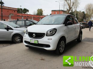 SMART ForFour 70 1.0 Passion Usata