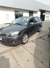 Toyota Avensis Station Wagon 2.0 D-4D 16V Station Wagon usato