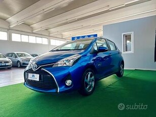 Toyota Yaris 1.5 Hybrid / automatic / kmcertif