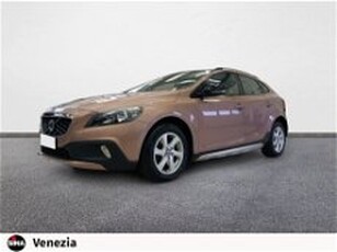 Volvo V40 Cross Country D3 Geartronic Momentum del 2013 usata a Venezia