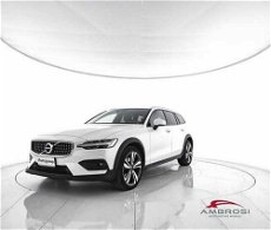 Volvo V60 Cross Country D4 AWD Geartronic Pro del 2019 usata a Corciano