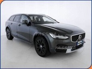 Volvo V90 Cross Country D4 AWD Geartronic Pro del 2020 usata a Milano