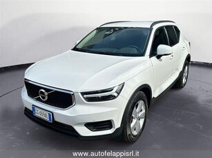 VOLVO XC40 T2 Geartronic Momentum