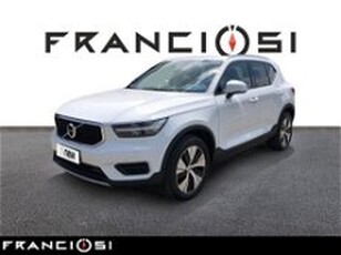 Volvo XC40 T2 Geartronic Momentum del 2022 usata a Mirandola