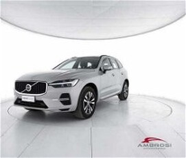 Volvo XC60 B4 Geartronic Momentum Pro del 2022 usata a Corciano