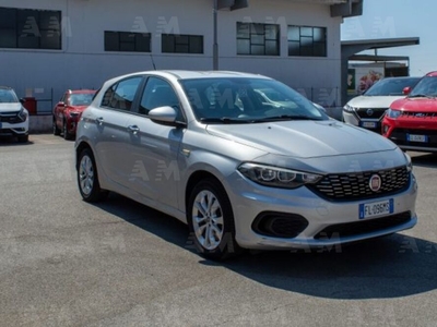 Fiat Tipo Tipo 1.3 Mjt 4 porte Lounge del 2016 usata a Fondi