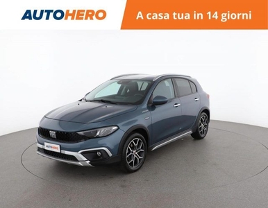 FIAT Tipo 1.5 Hybrid DCT 5 porte Cross