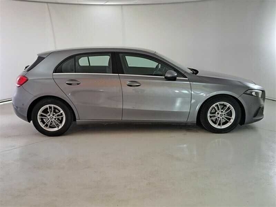 MERCEDES-BENZ A 180 d Automatic Business Extra 5 PORTE BERLINA